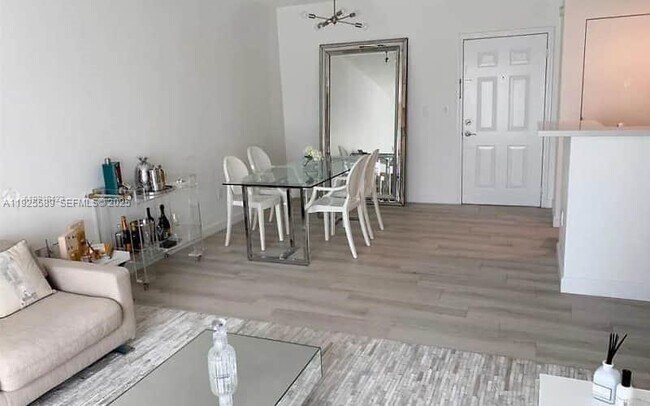 Photo - 50 Menores Ave Unit 406