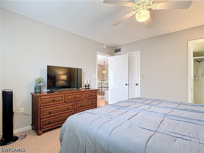 Photo - 150 Turtle Lake Ct Unit 309