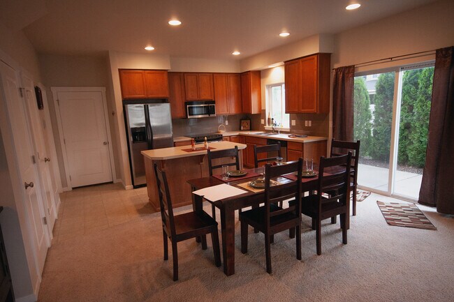 Photo - 1635 N Cirque Ln