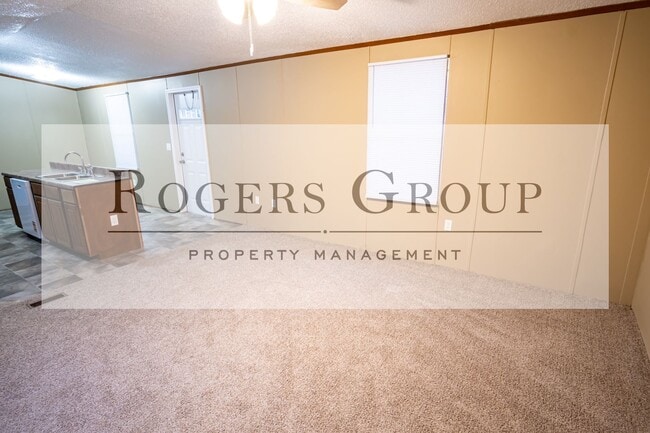 Photo - 436 Tower Ln