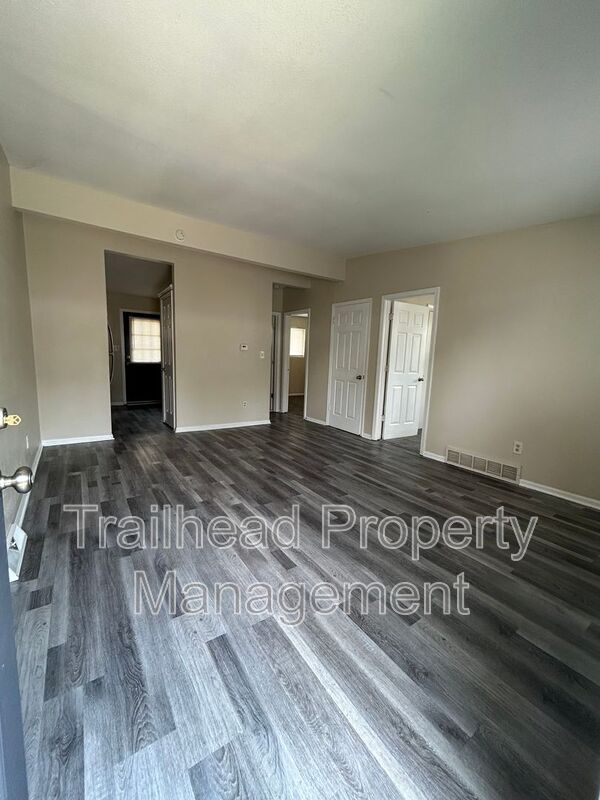 Photo - 4206 Lloyd St