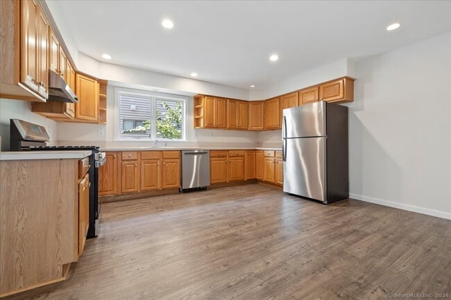 Photo - 257 Seaside Ave