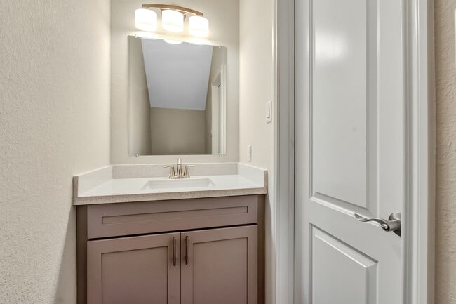 Photo - 21 Latham St