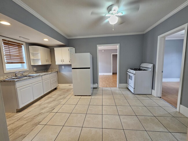 Photo - 47 Joliette St Unit 2
