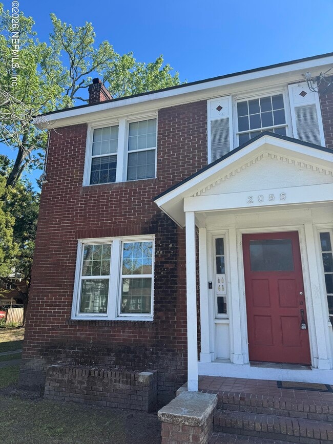 Building Photo - 2056 Post St Unit 1