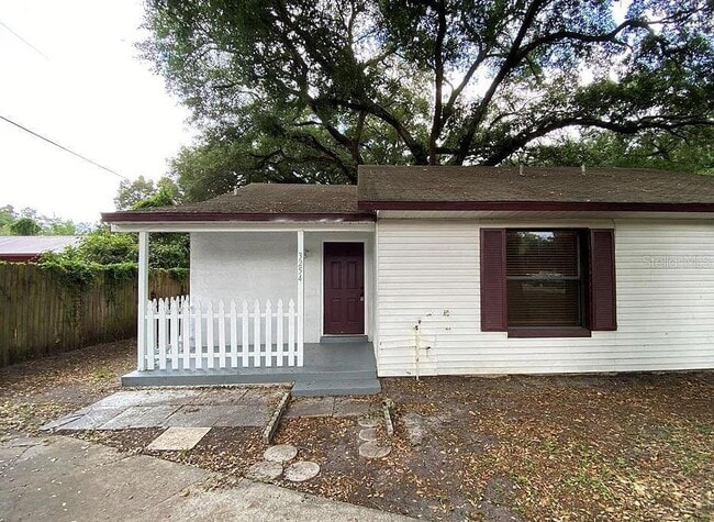 Building Photo - 3250 Howell Branch Rd