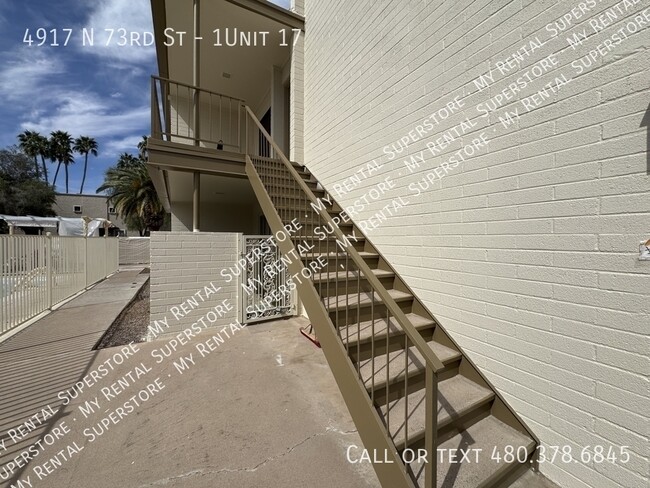 Photo - 4917 N 73rd St