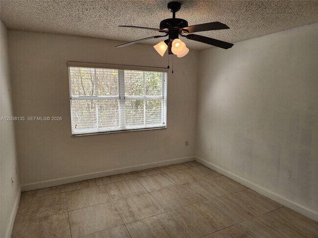 Photo - 2451 Centergate Dr Unit 301