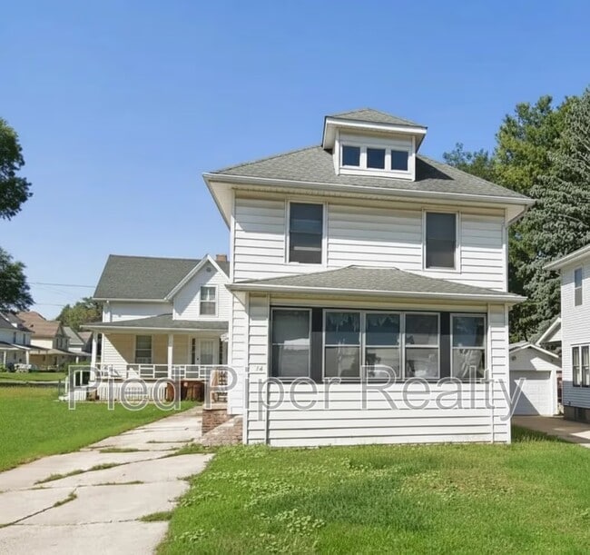 Building Photo - 1254 S Chicago Ave