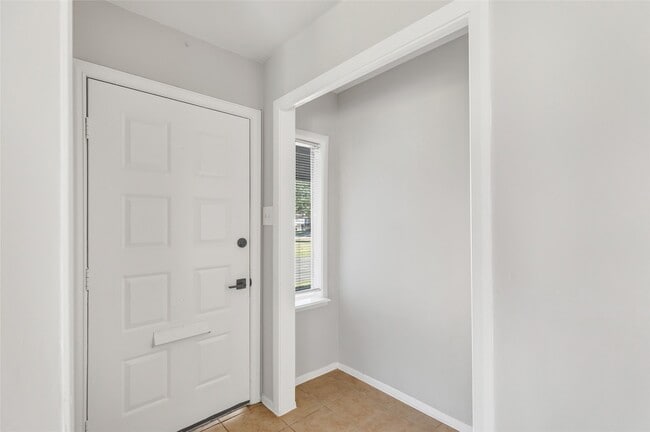 Photo - 8706 Ferris Dr