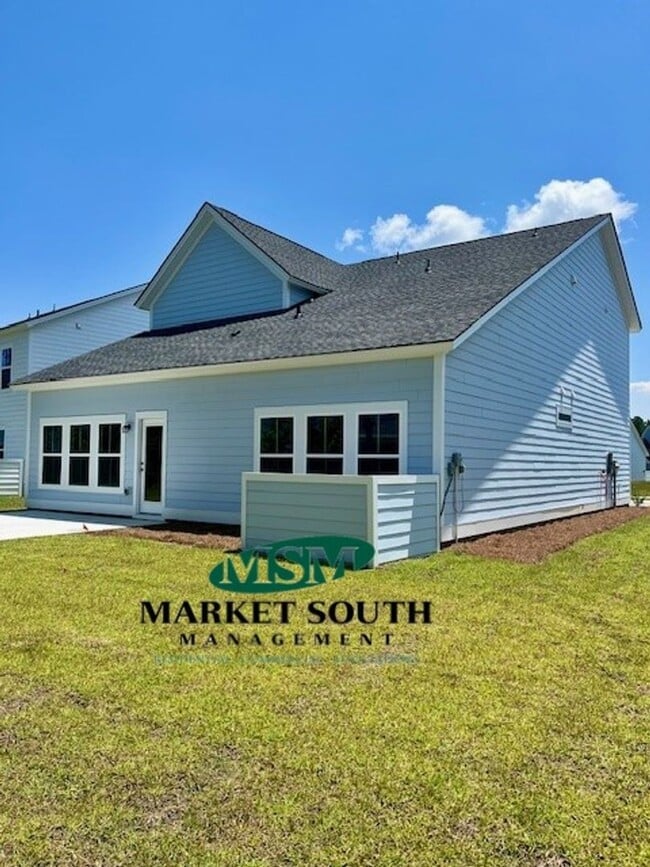 Photo - 114 Binscombe Ln