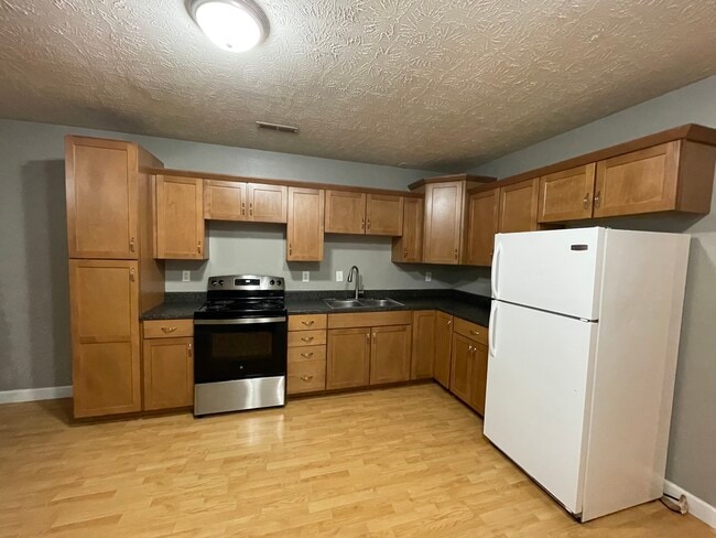 Cocina - 1995 Highway 90 Unidad B