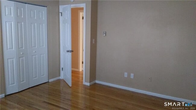 Photo - 262 Robin Ct Unit A