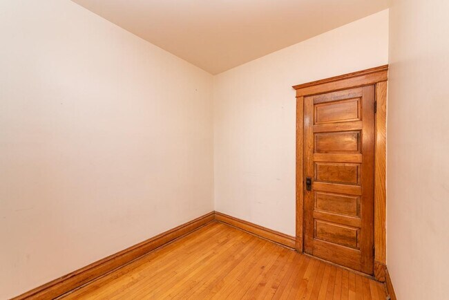 Photo - 2 bedroom in Chicago IL 60647 Unidad 3