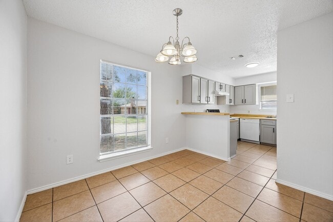 Photo - Modern Upper Retreat with Feature Wall Flair Unit 1B