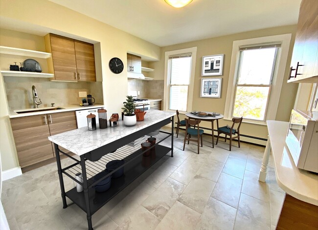Photo - 466 Sumner St Apartment Unit 2