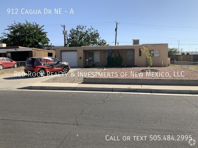 Building Photo - 3 Bedroom home in NE ABQ now available