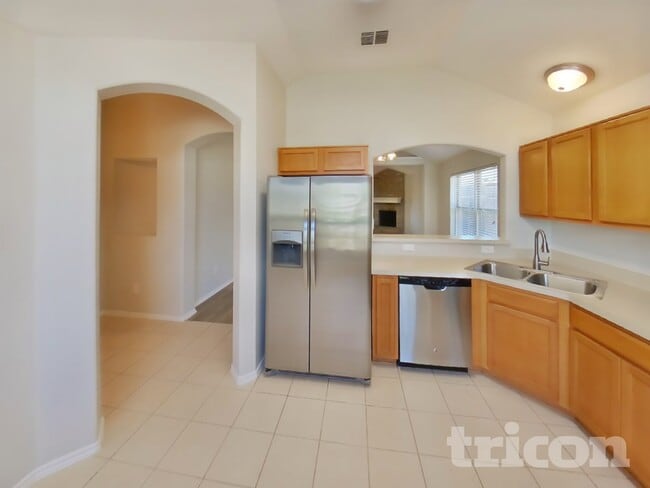 Photo - 304 Sardius Blvd