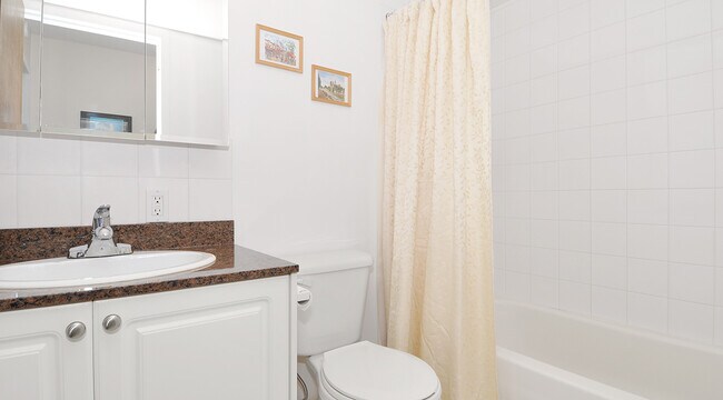 Photo - Marlborough Tower Unit 02001