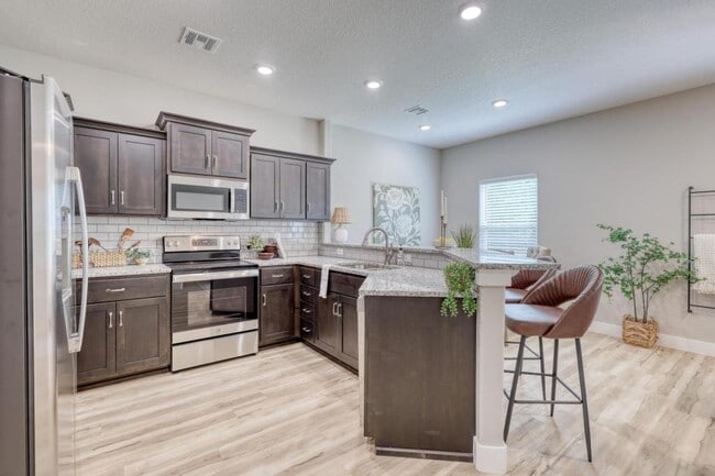 Photo - 3401-3403 Kenser Ct