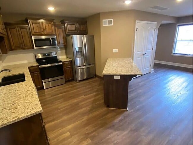 Photo - 3BR/2.5BA Home w/ Cul-De-Sac Lot in Platte City