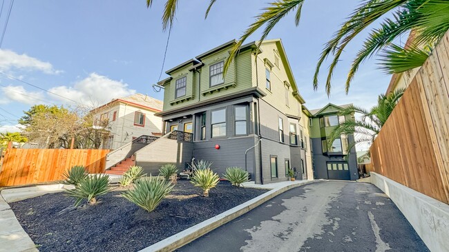 Viewing Schedule: Please call Shami at (41... - Viewing Schedule: Please call Shami at (41... Apartment Unit B2