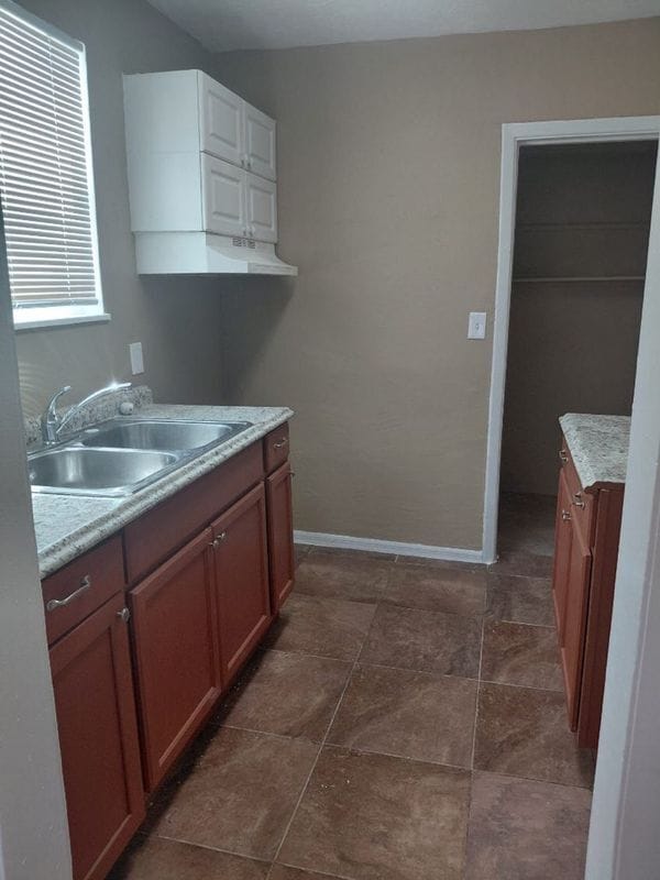 Photo - 360 Eaton St