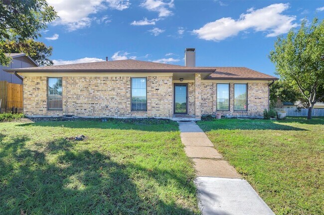 3719 Furneaux Ln