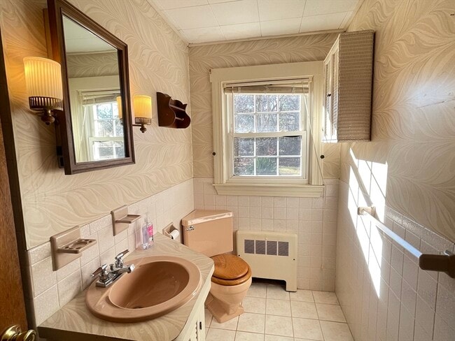 Photo - 10 Millwood Cir