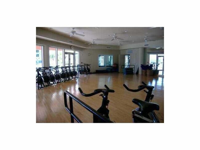 Photo - 3340 NE 190th St Unit 1105