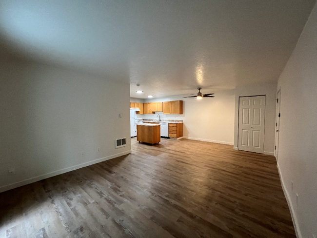 Photo - 17260 SW Heritage Ct Unidad 63