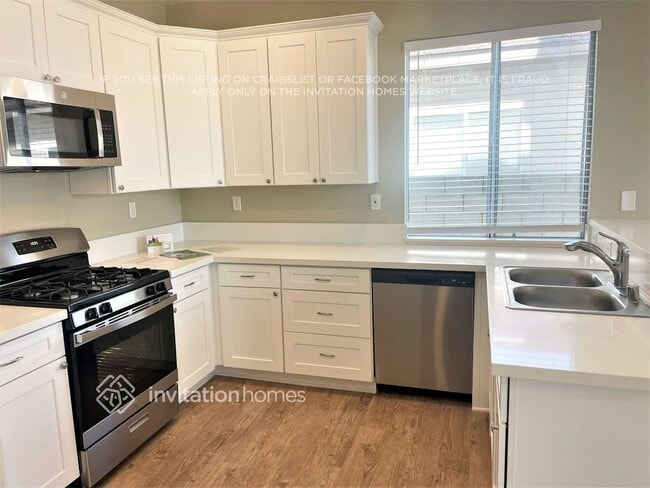 Photo - 15599 Gulfstream Ave