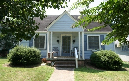 Photo - 2503 Englewood