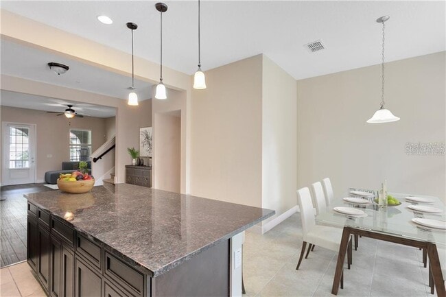 1412 Lobelia Dr