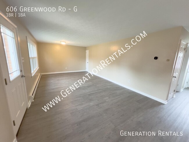 606 Greenwood Rd Unit G