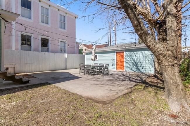 Photo - 1422 Market St