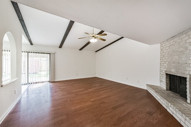 Photo - 5402 Dunnethead Dr