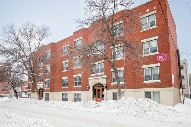 Building Photo - 6-36 Balmoral St Unit 33