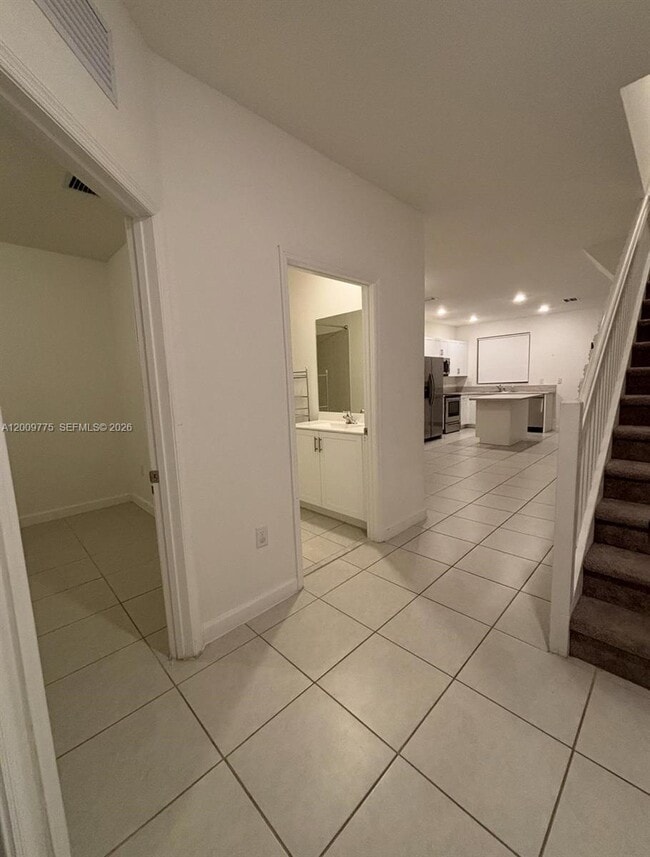 Photo - 20964 NE 8th Ave