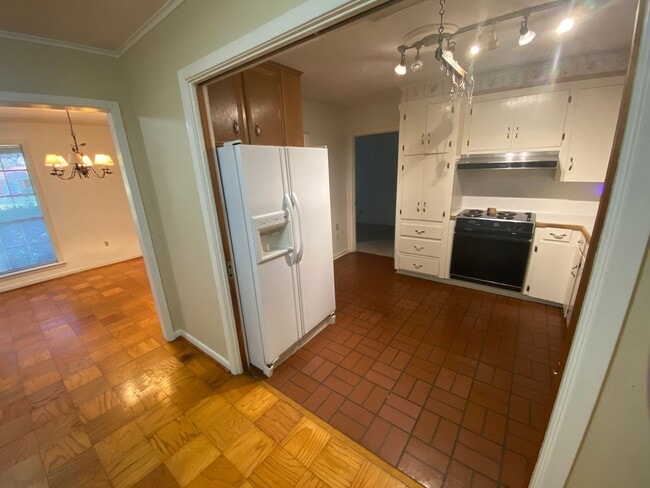 Photo - ** Charming 3 Bedroom/2 Bath Blanchard Home **