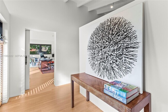 Photo - 2132 Middle River Dr