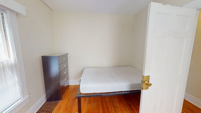 Photo - 1141 S Forest Ave