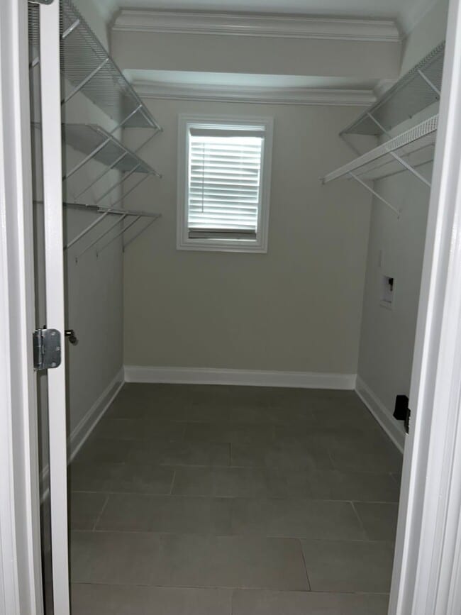 Photo - BREWER DRIVE - Beautiful 4 Bedroom Home for Rent