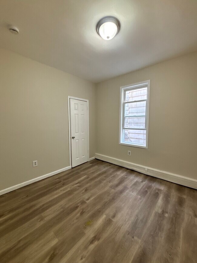 426 S 17th St 3 - 424 S 17th St Unit 3