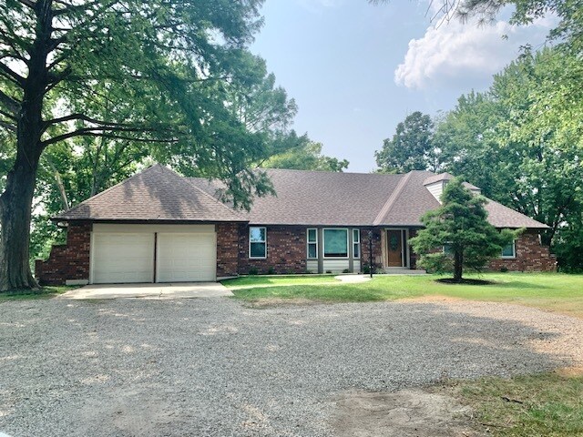 Photo - 10610 View High Dr House