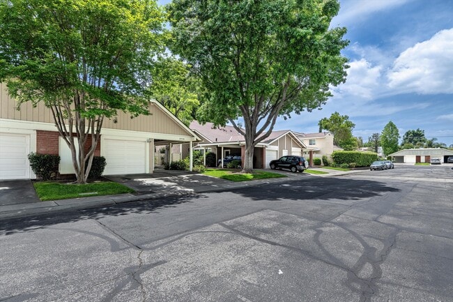 Photo - 22730 Bassett St Townhome