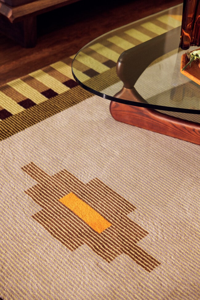 Photo - The Medallion: Fully Furnished Utilities Incl