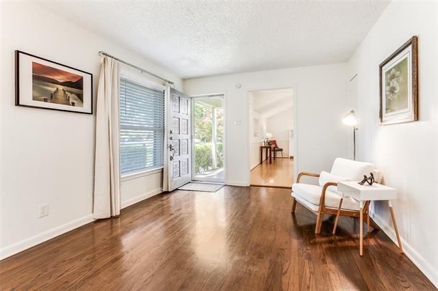 Photo - 424 Classen Dr