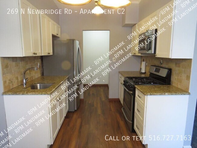 Photo - 269 N Newbridge Rd