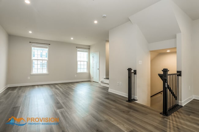 Photo - 6036 Workers Dr